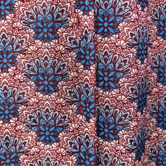 CAbi Fan Collar Sleeveless Blouse Floral Sheer Button-Down Women's Small #3620 - Picture 10 of 16